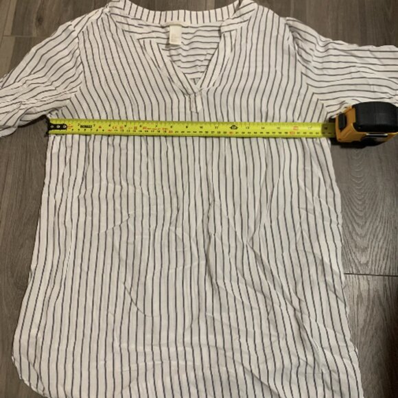 H&M MAMA striped blouse (size S) - Picture 5 of 5